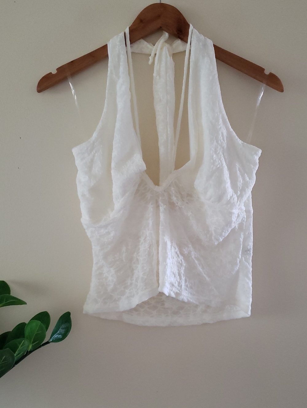See YOU MONDAY BNWT Lace Halter Top - Ivory L